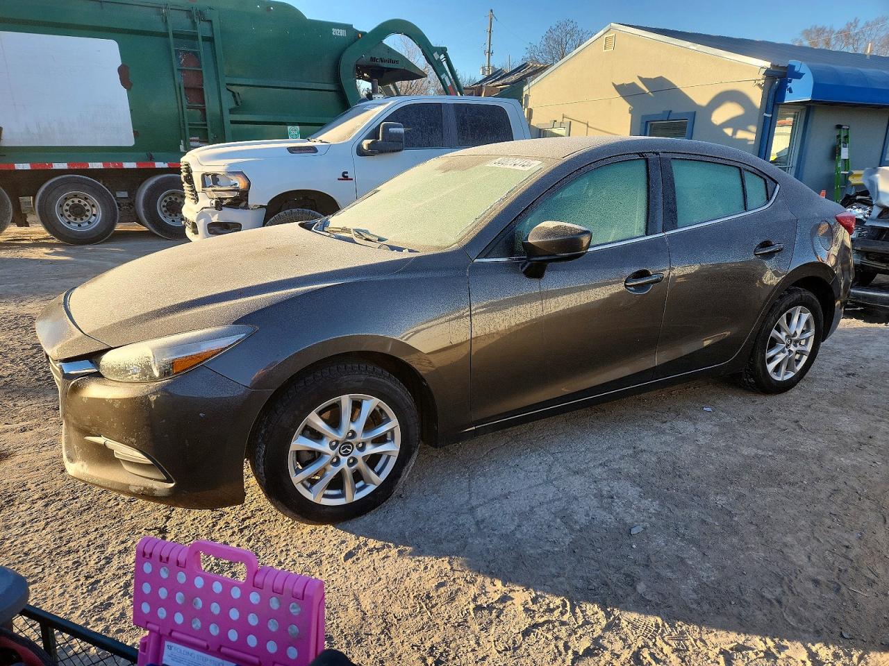 2017 MAZDA 3