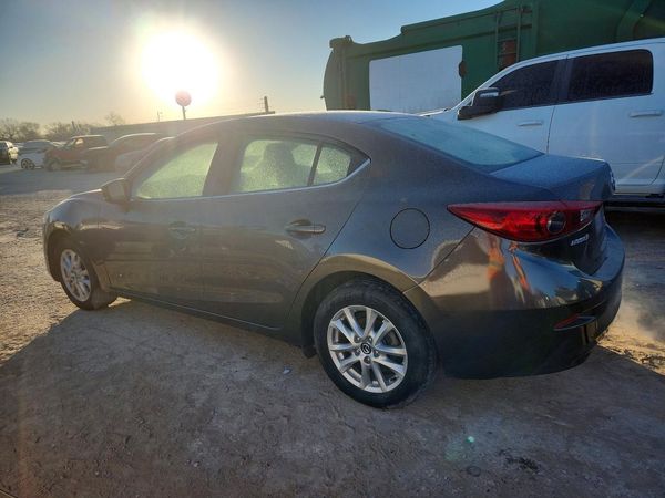 2017 MAZDA 3