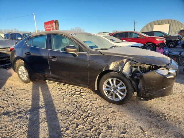 2017 MAZDA 3