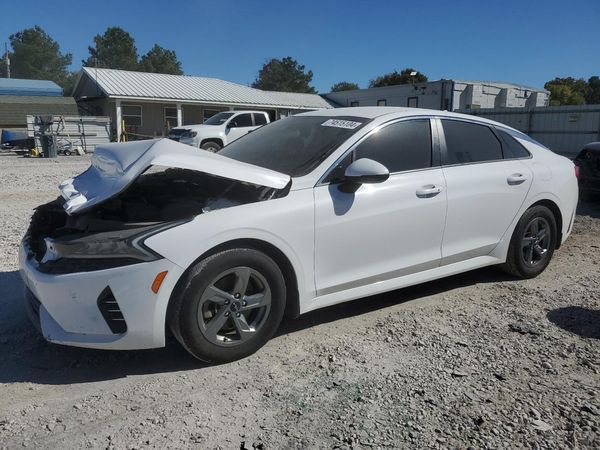 2022 KIA K5