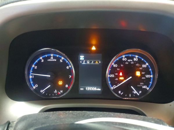 2016 TOYOTA RAV4 XLE (M Grade)