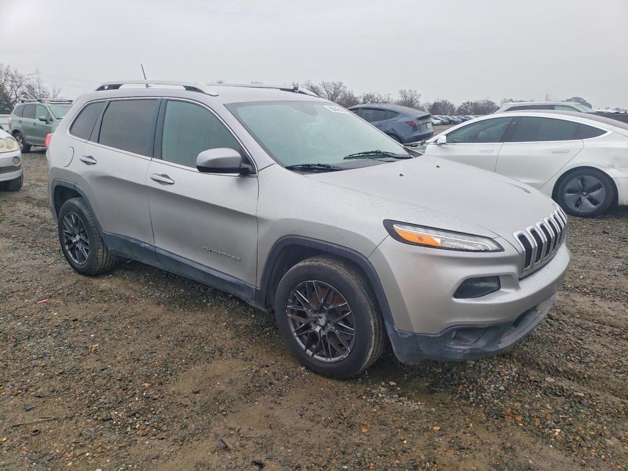 2018 JEEP CHEROKEE LATITUDE FWD