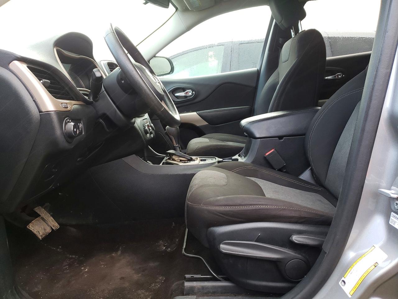 2018 JEEP CHEROKEE LATITUDE FWD