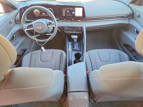 2024 HYUNDAI ELANTRA SEL — CKPT