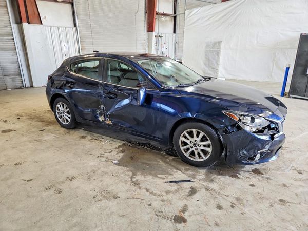 2015 MAZDA 3
