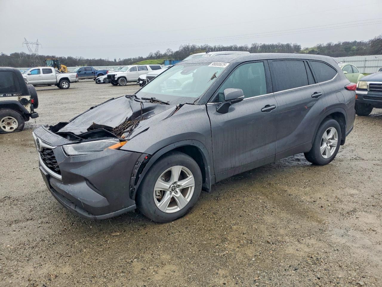 2022 TOYOTA HIGHLANDER L