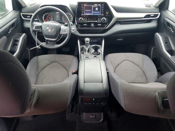 2022 TOYOTA HIGHLANDER L