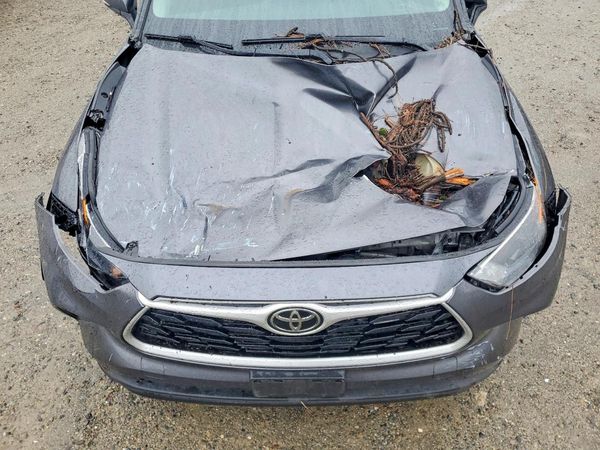 2022 TOYOTA HIGHLANDER L
