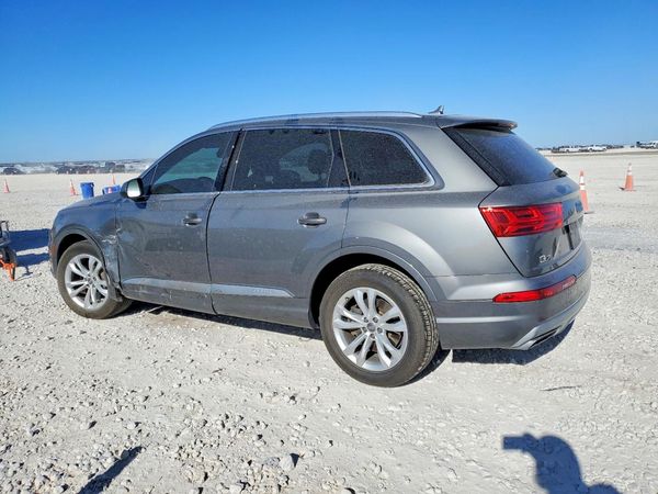 2017 AUDI Q7 quattro Premium Plus