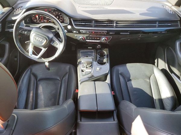 2017 AUDI Q7 quattro Premium Plus