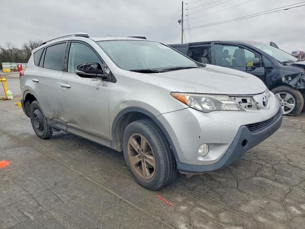 2015 TOYOTA RAV4 XLE (M Grade) — Passenger 3/4