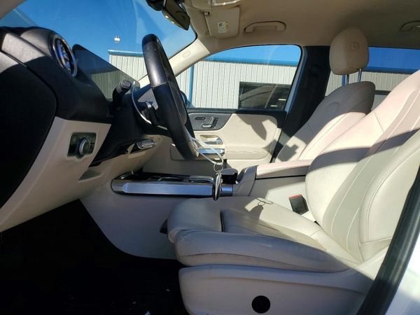 2020 MERCEDES-BENZ GLB