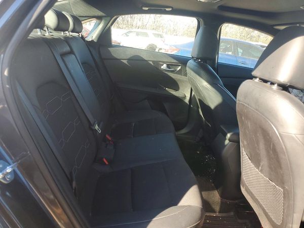 2024 KIA FORTE GT Line