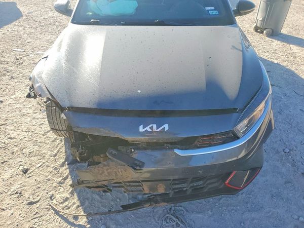 2024 KIA FORTE GT Line