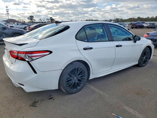 2020 TOYOTA CAMRY
