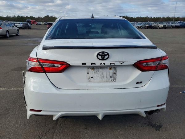 2020 TOYOTA CAMRY