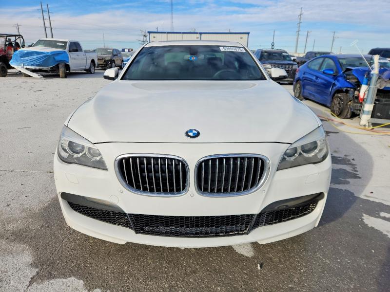 2014 BMW 740i