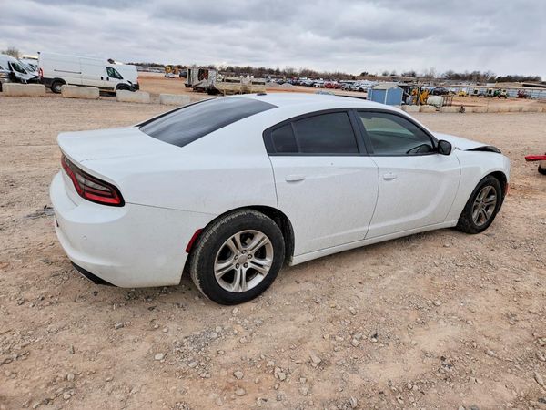 2020 DODGE CHARGER SXT