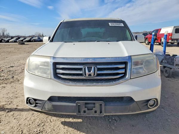 2015 HONDA PILOT SE