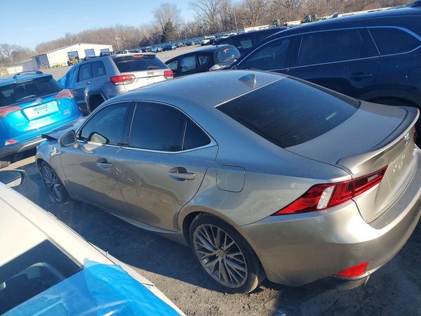 2015 LEXUS IS