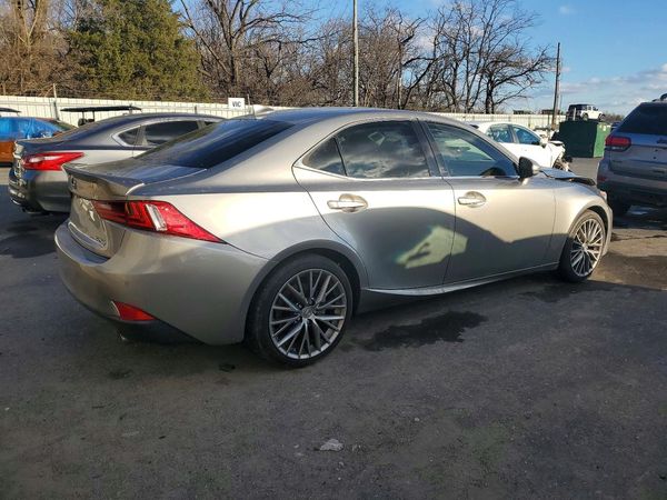 2015 LEXUS IS