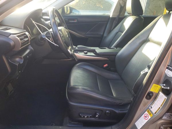 2015 LEXUS IS