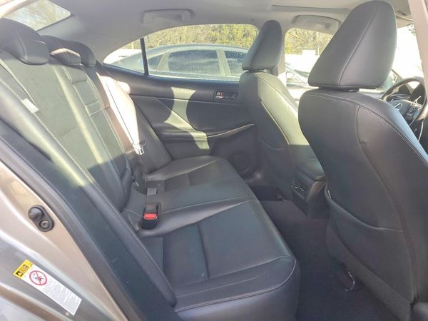 2015 LEXUS IS