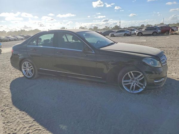 2013 MERCEDES-BENZ C C250