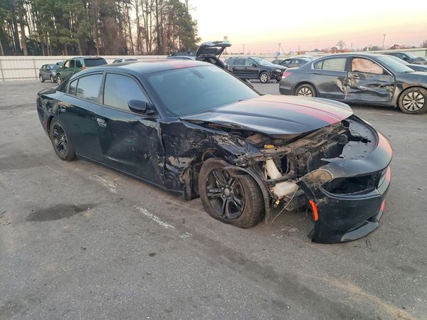 2019 DODGE CHARGER SXT