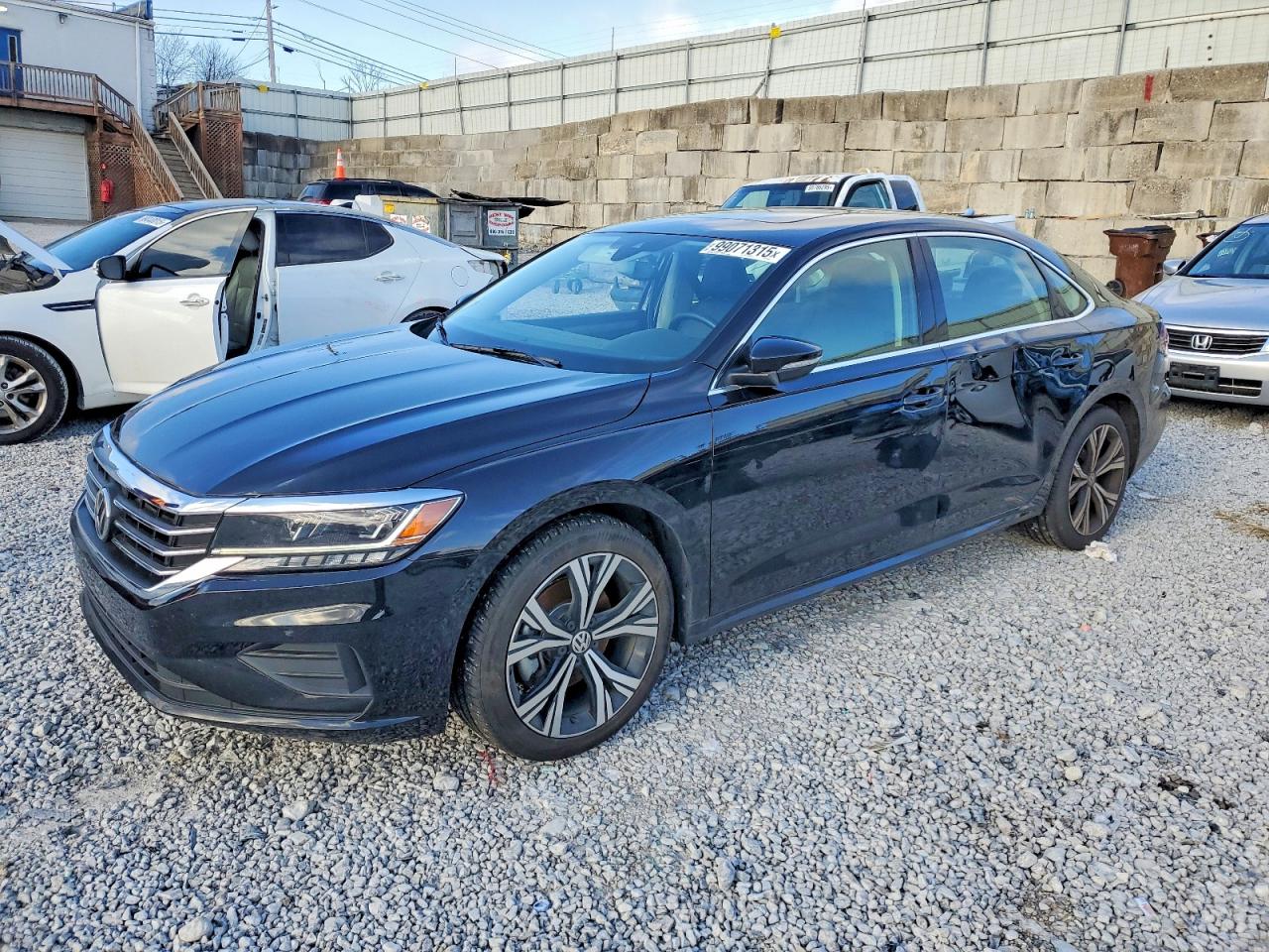 2021 VOLKSWAGEN PASSAT