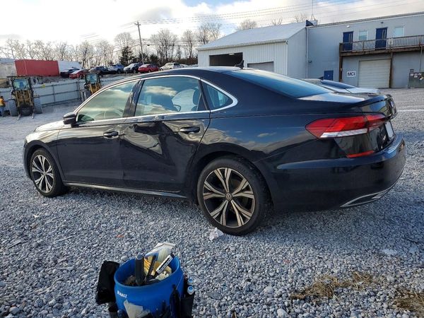 2021 VOLKSWAGEN PASSAT