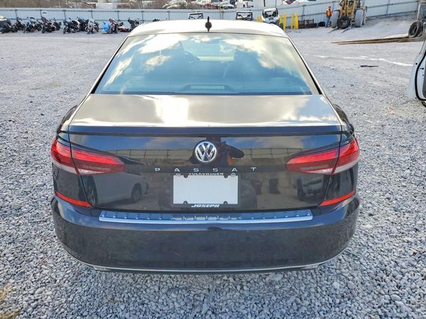 2021 VOLKSWAGEN PASSAT