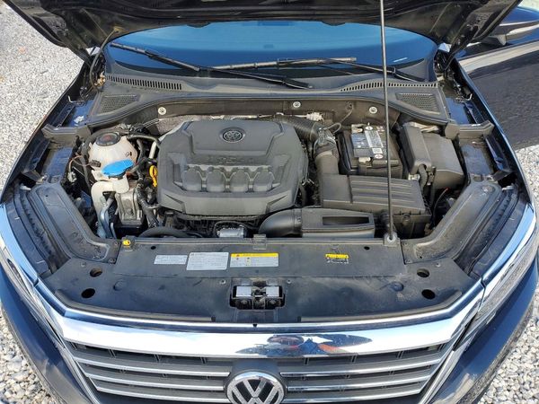 2021 VOLKSWAGEN PASSAT