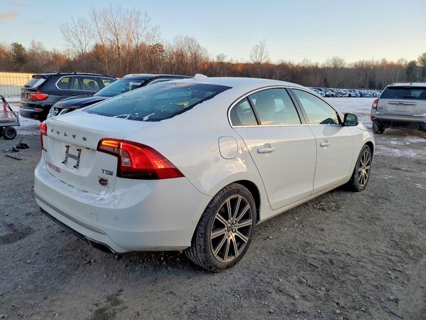 2017 VOLVO S60 Inscription