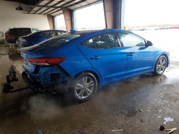 2017 HYUNDAI ELANTRA