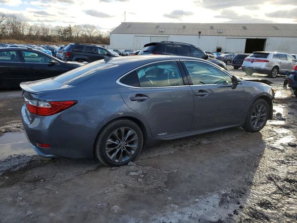 2013 LEXUS ES