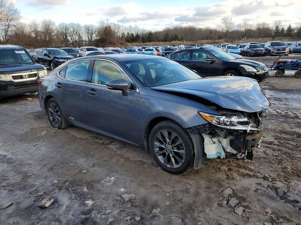 2013 LEXUS ES