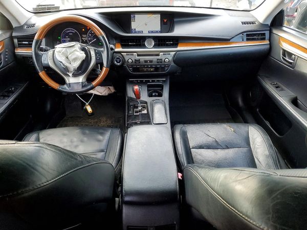 2013 LEXUS ES