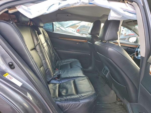 2013 LEXUS ES