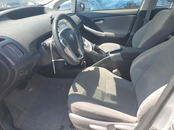 2015 TOYOTA PRIUS