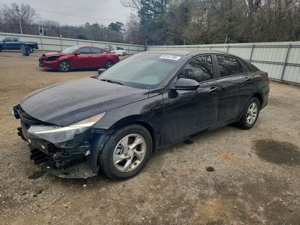 2023 HYUNDAI ELANTRA SE