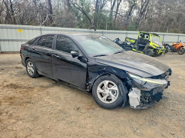 2023 HYUNDAI ELANTRA SE