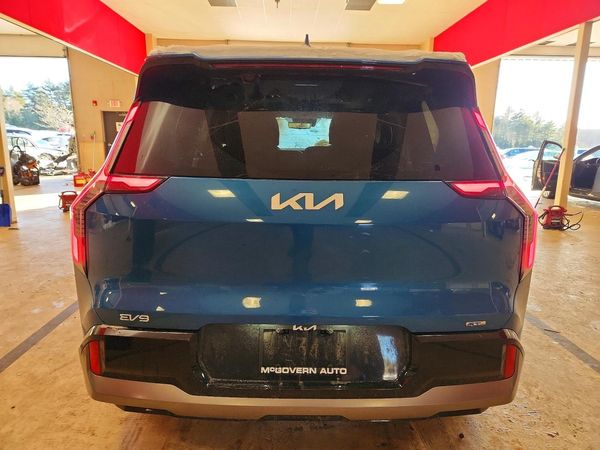 2024 KIA EV9