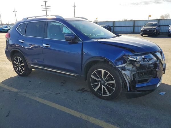 2019 NISSAN ROGUE