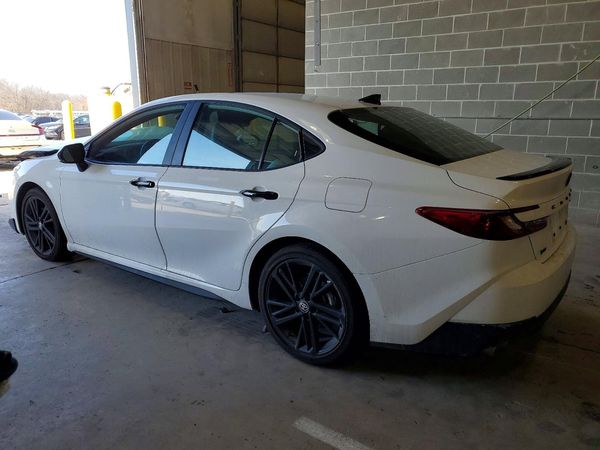 2026 TOYOTA CAMRY