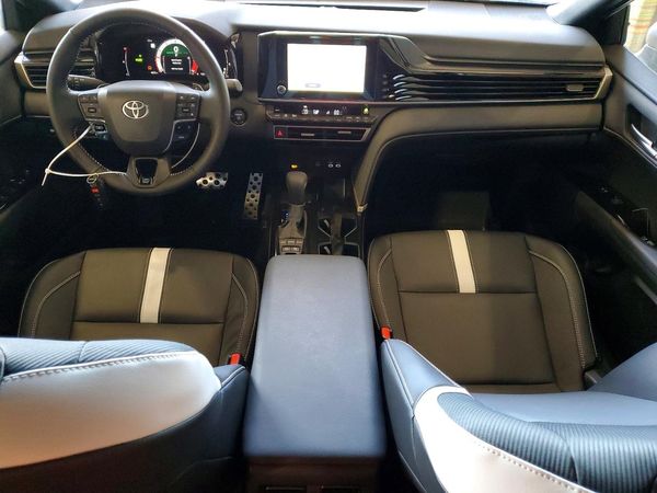 2026 TOYOTA CAMRY