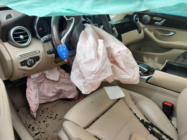 2015 MERCEDES-BENZ C 4-MATIC