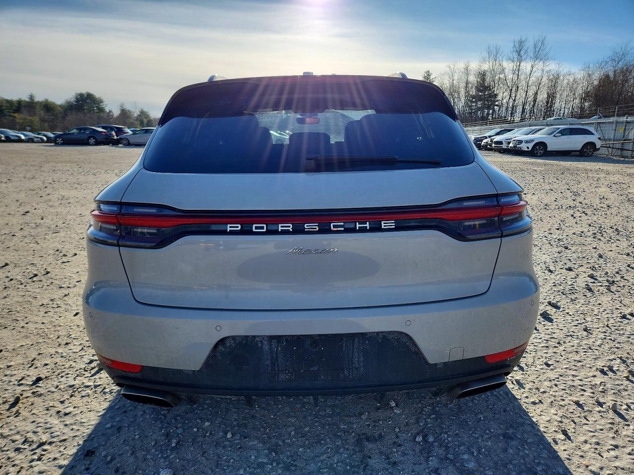 2021 PORSCHE MACAN Base