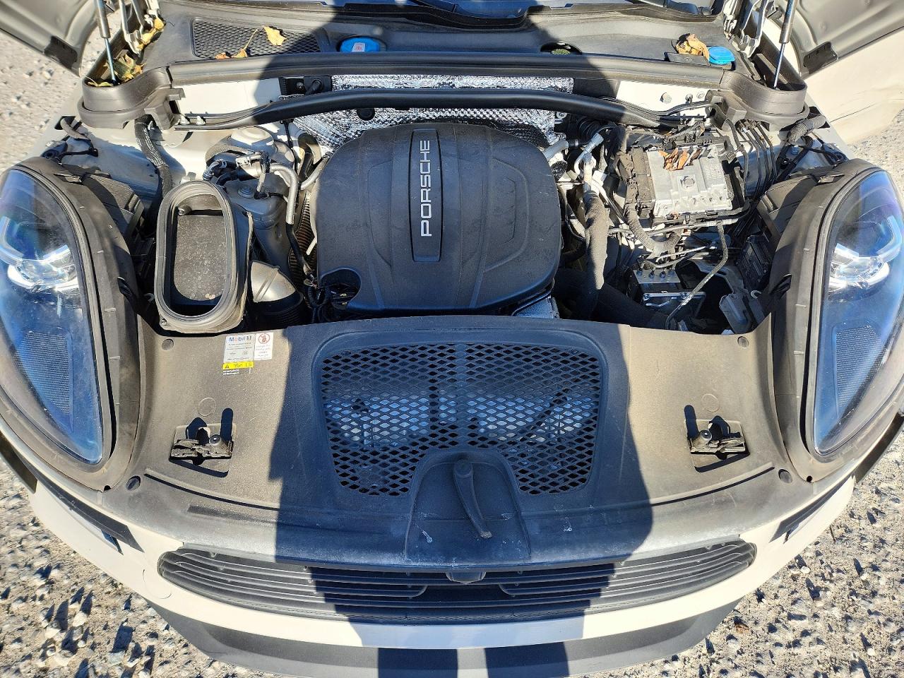 2021 PORSCHE MACAN Base