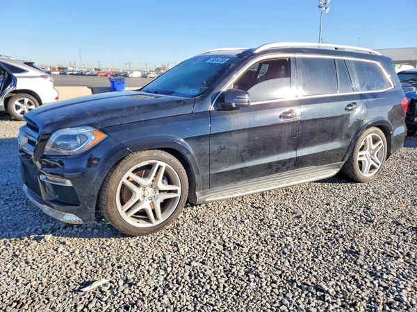 2015 MERCEDES-BENZ GL GL550 4MATIC